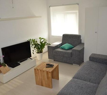 Ferienwohnung Tiro Pula Exterior foto